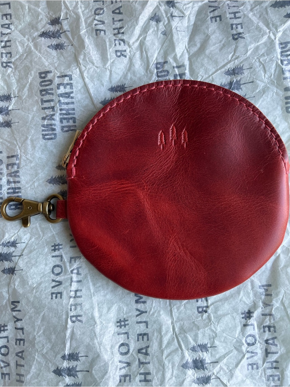Portland Leather Gordita pouch in Rosso